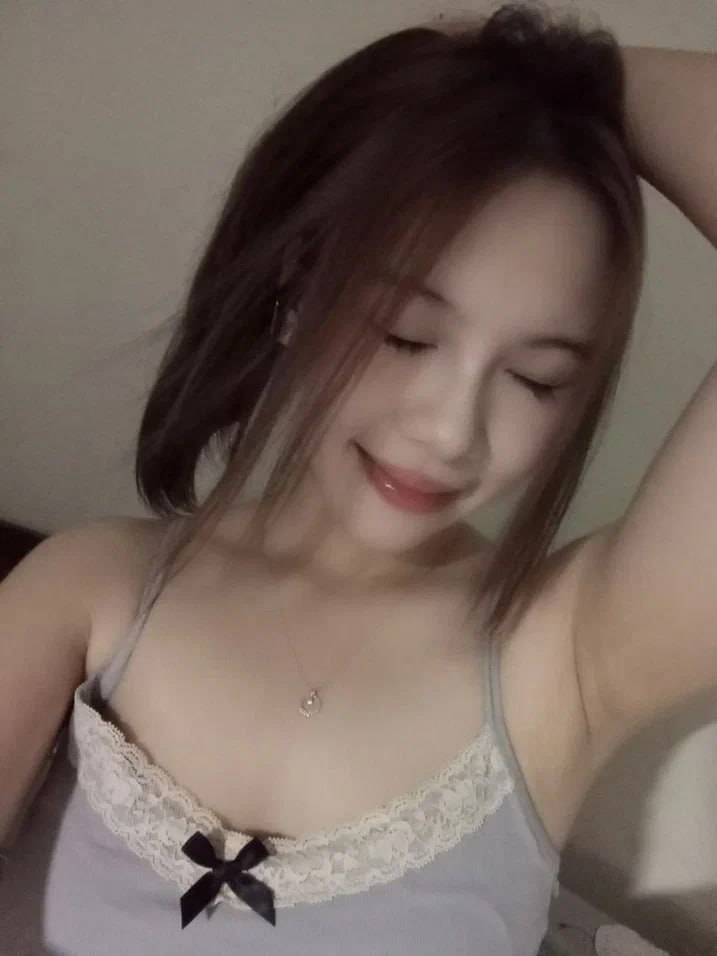 Tình cảm nguội lạnh sau 3 năm kết hôn, Người vợ lén lút với cấp dưới của chồng